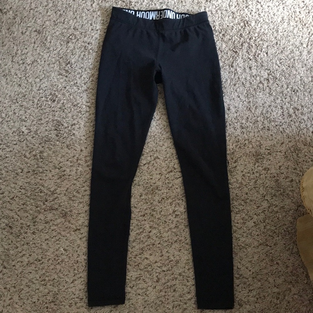 Black under armour leggings